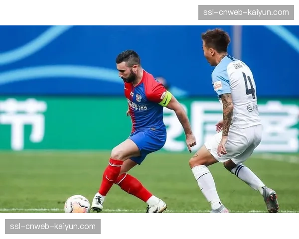 深圳新鹏城0-0闷平青岛西海岸，升班马对决互交白卷